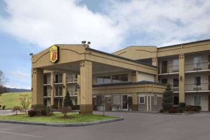 プレミアムクイーンスター 5.8インチ Super 8 Lynn Garden - Visit Kingsport